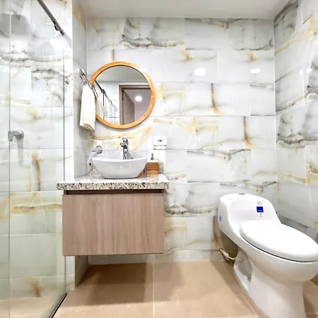Apartasuit Beach, Barrio Crespo Cerca Del Aeropuerto Apartahotel
